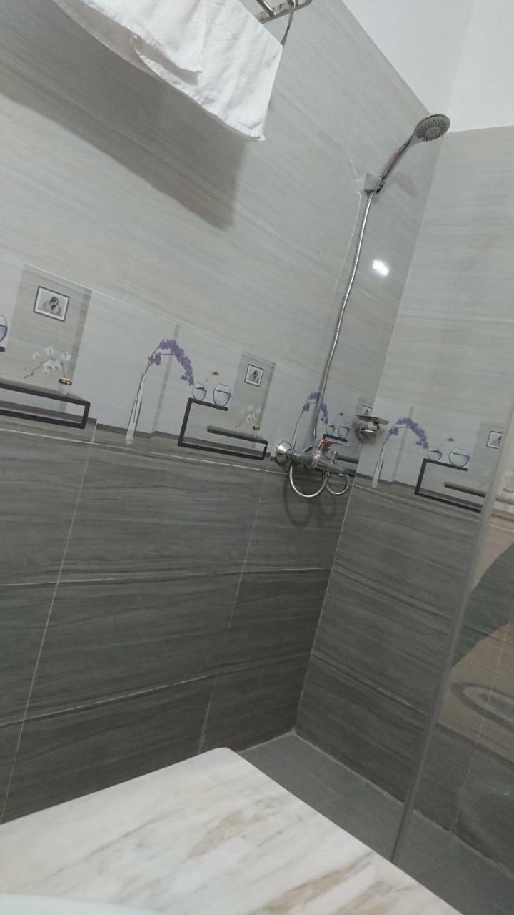 Camellia Hotel Thanh Hóa Extérieur photo